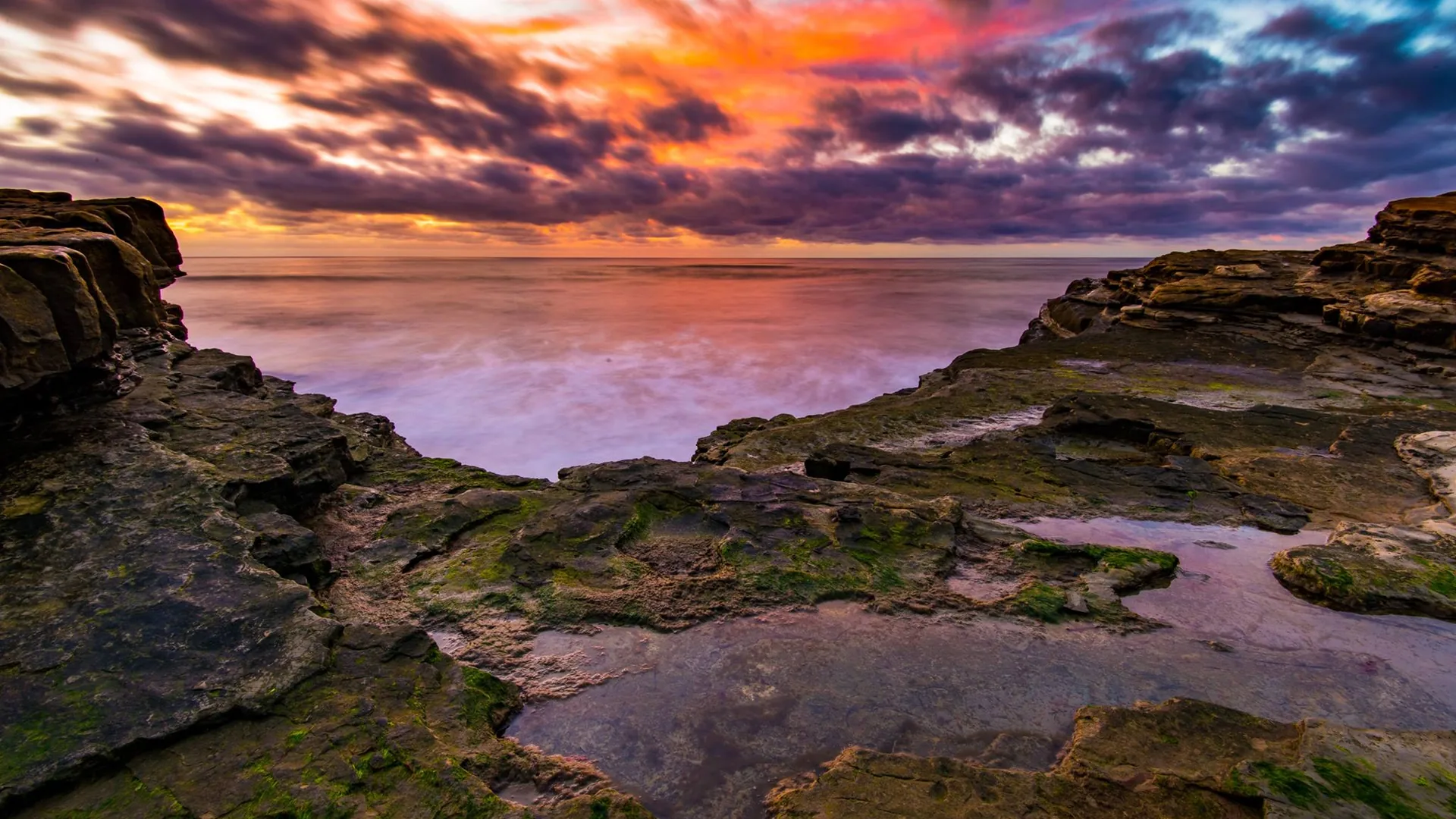 San Diego coastal landform meeting the Pacific